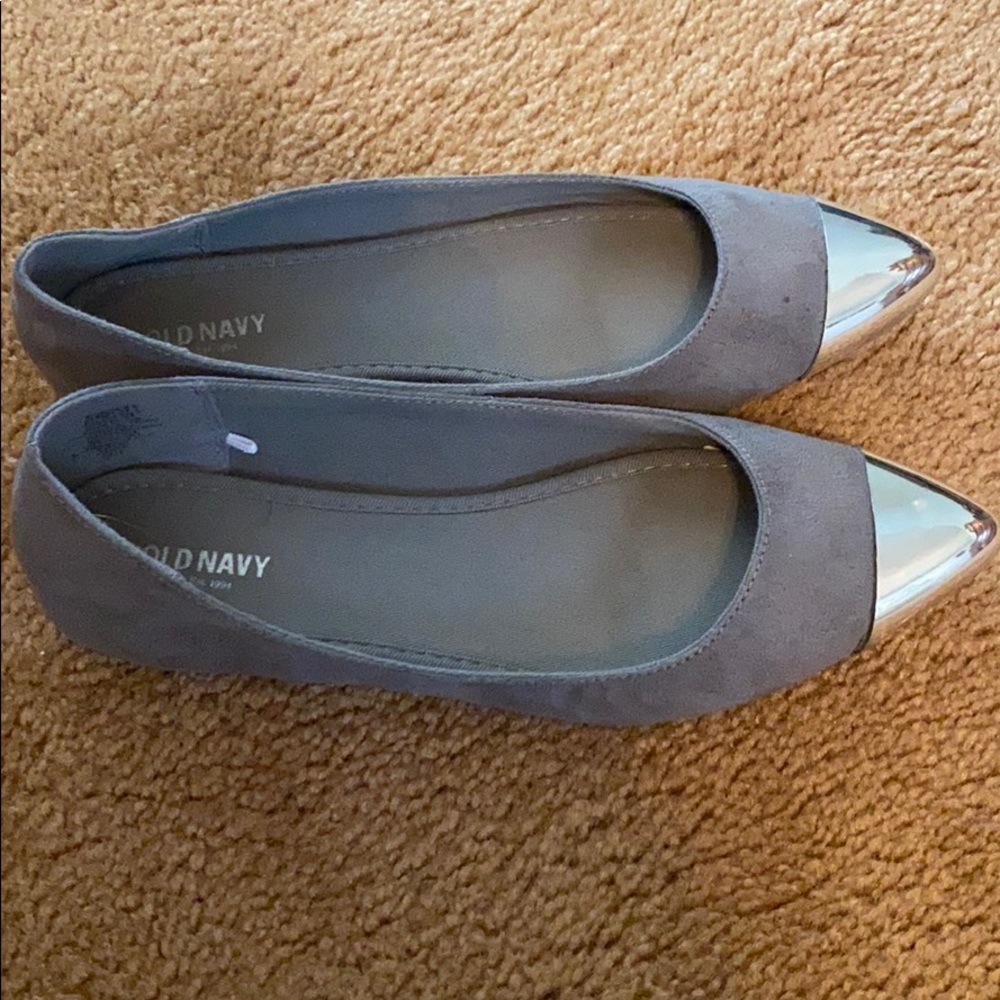 Gray flats!